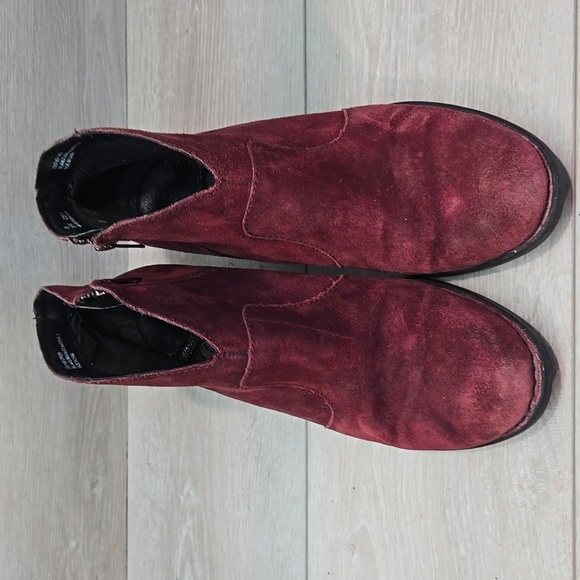 Born Women's Suede Ankle Boots Heels Moto Shoes Sz 10M - Picture 3 of 12